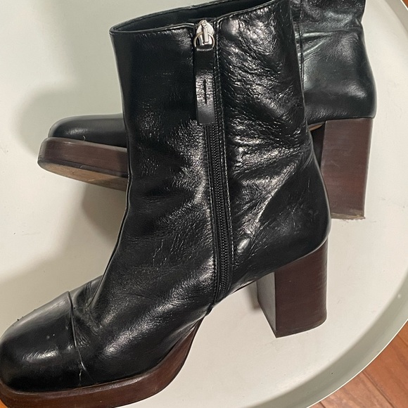 BLACK LEATHER PLATFORM BOOTS - Picture 5 of 5